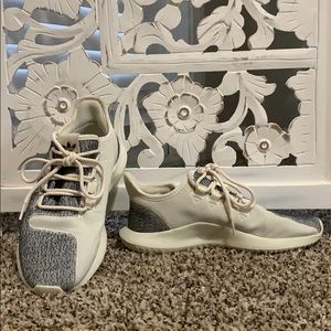 Adidas tennis shoes